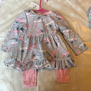 Charming 2 piece Camera Print Outfit in Gray and Pink